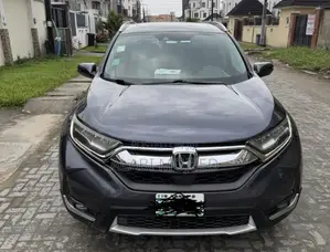 Honda CR-V Touring AWD 2018 Gray