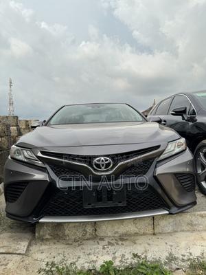 Toyota Camry XSE (2.5L 4cyl 8A) 2019 Gray