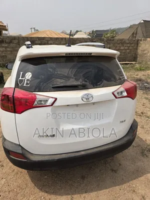 Toyota RAV4 2016 White