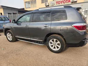 Toyota Highlander 2013 Gray