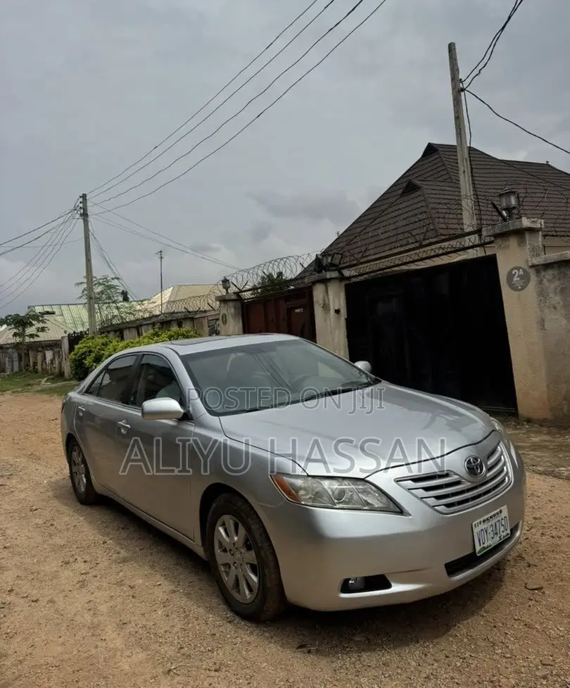 Toyota Camry 2008 Silver