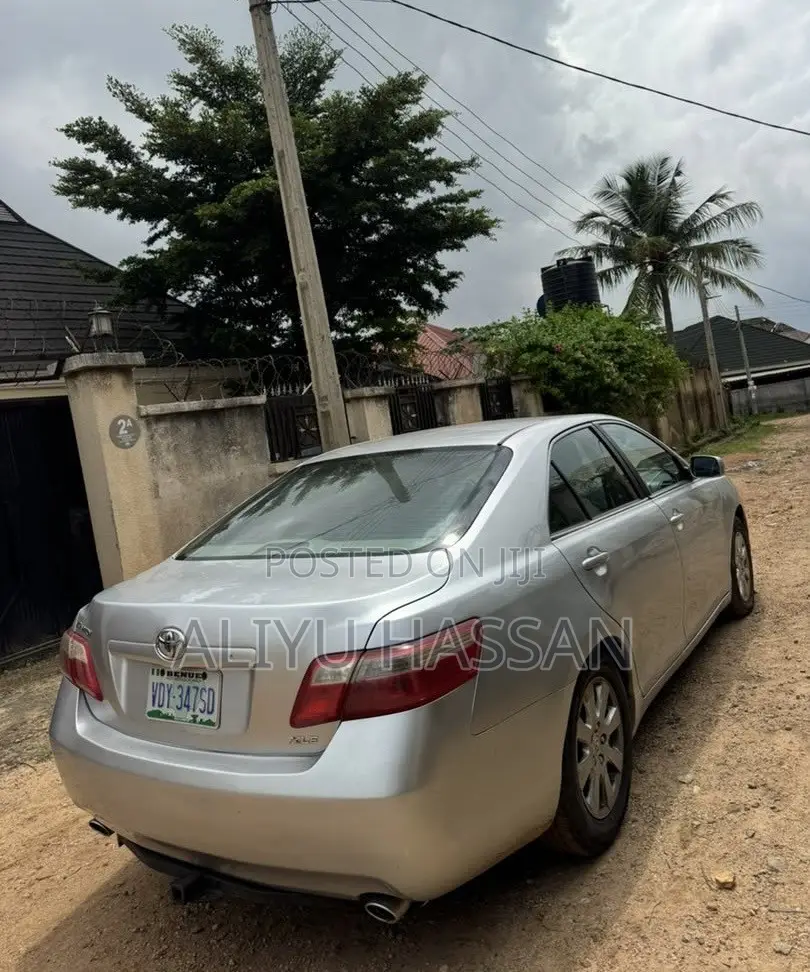 Toyota Camry 2008 Silver