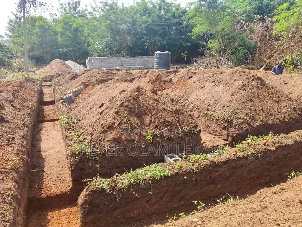 Building Contractor