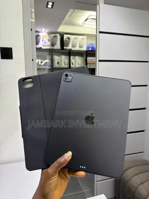 Apple iPad Pro 13 (2024) 256 GB