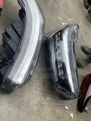 Acura RDX 2020 Headlight Replacement