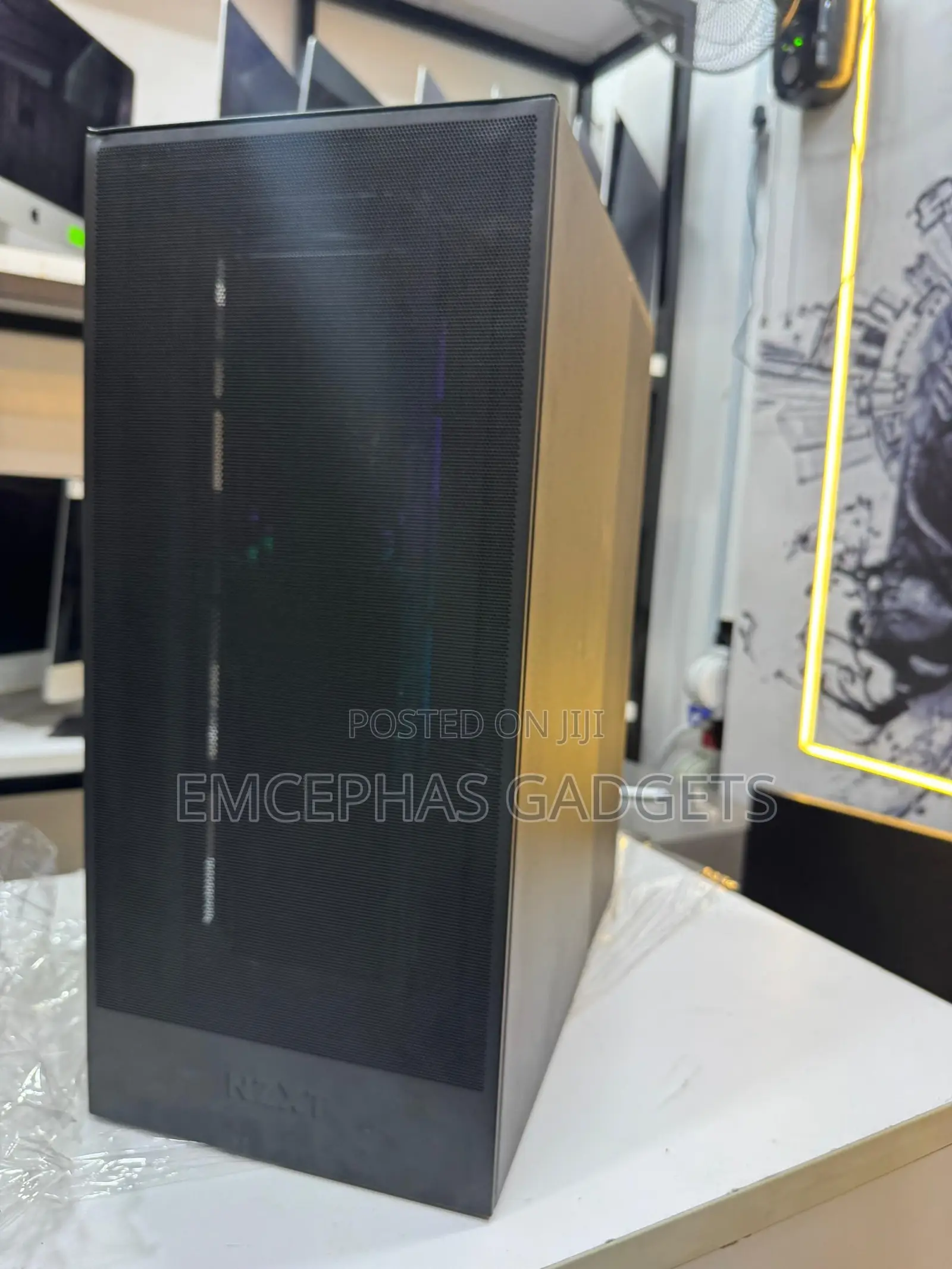 New Desktop Computer MSI Nightblade MI2 32GB Intel Core i9 SSD 1T