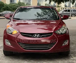Hyundai Elantra 2011 Red