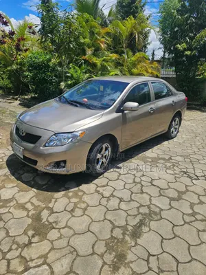 Toyota Corolla 1.8 LE 2008 Gold