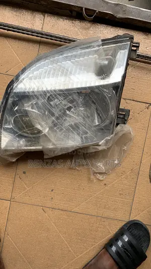 Nissan Xtrail 2004 Headlight Replacement