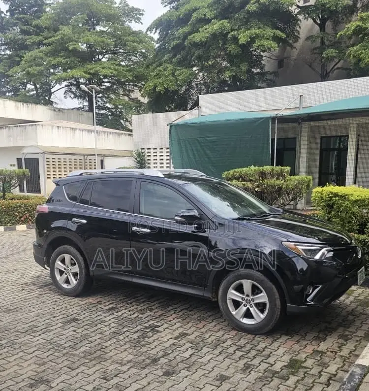 Toyota RAV4 2017 Black