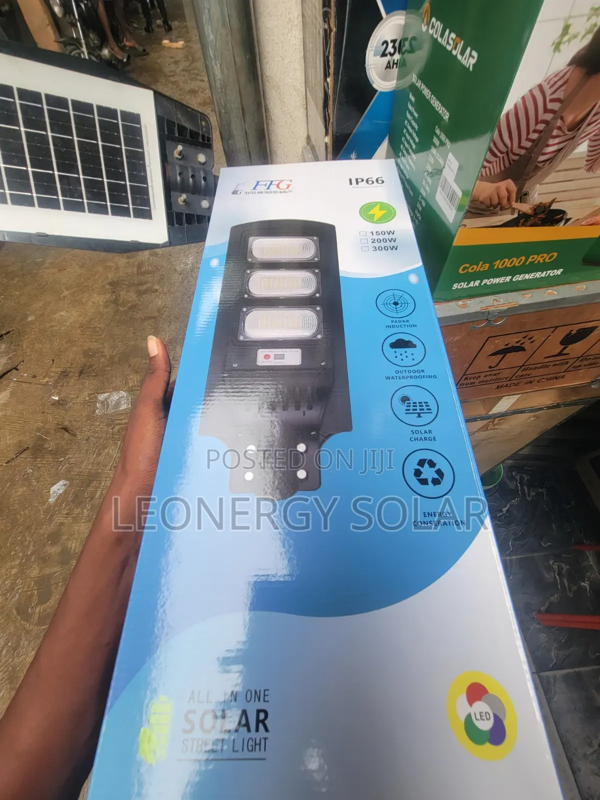 FFG Solar Street Light 3-Eye 200w