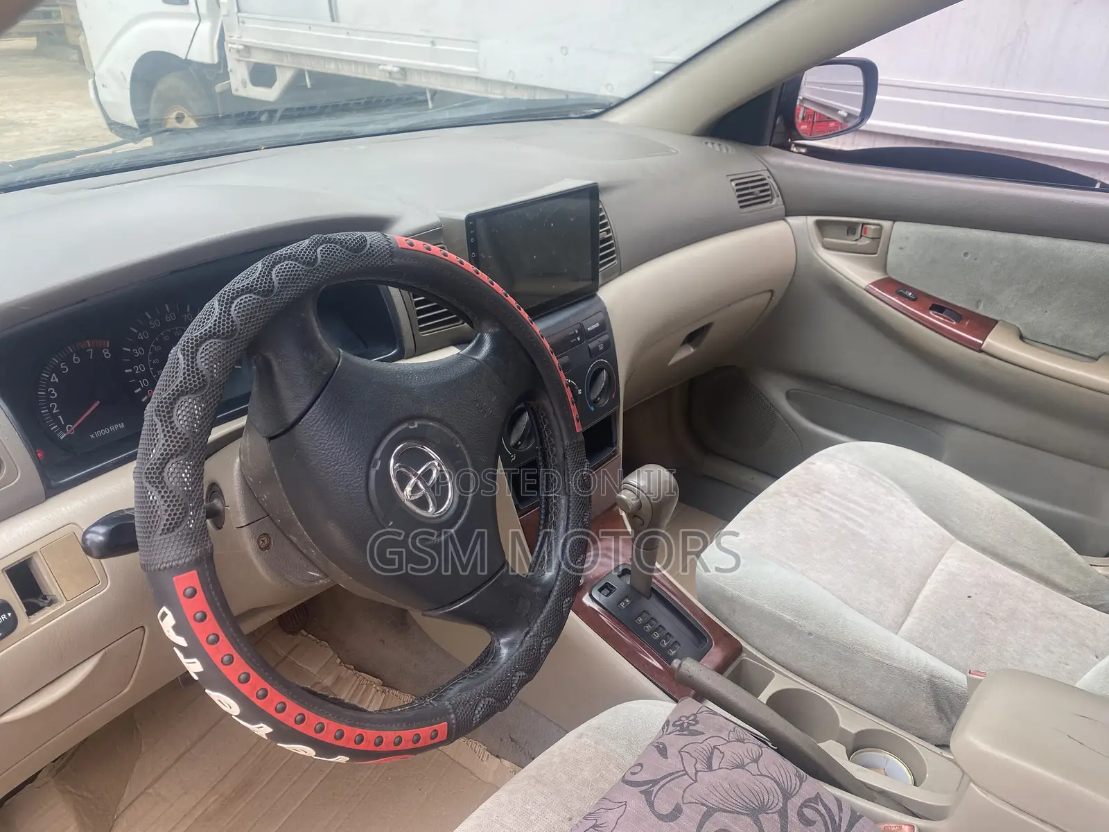 Toyota Corolla LE 2004