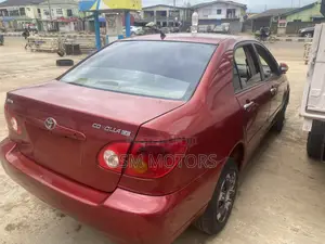 Toyota Corolla LE 2004