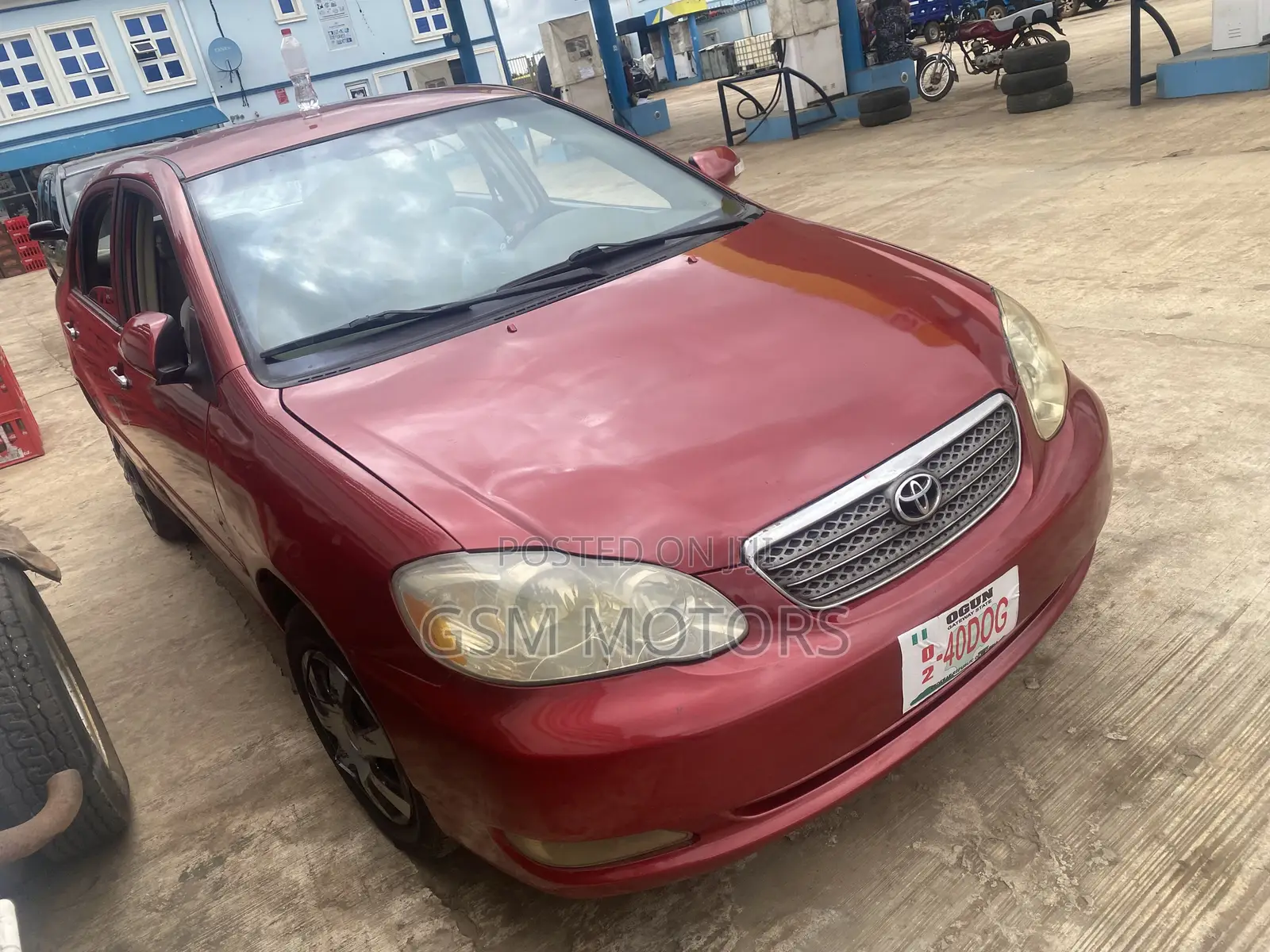 Toyota Corolla LE 2004