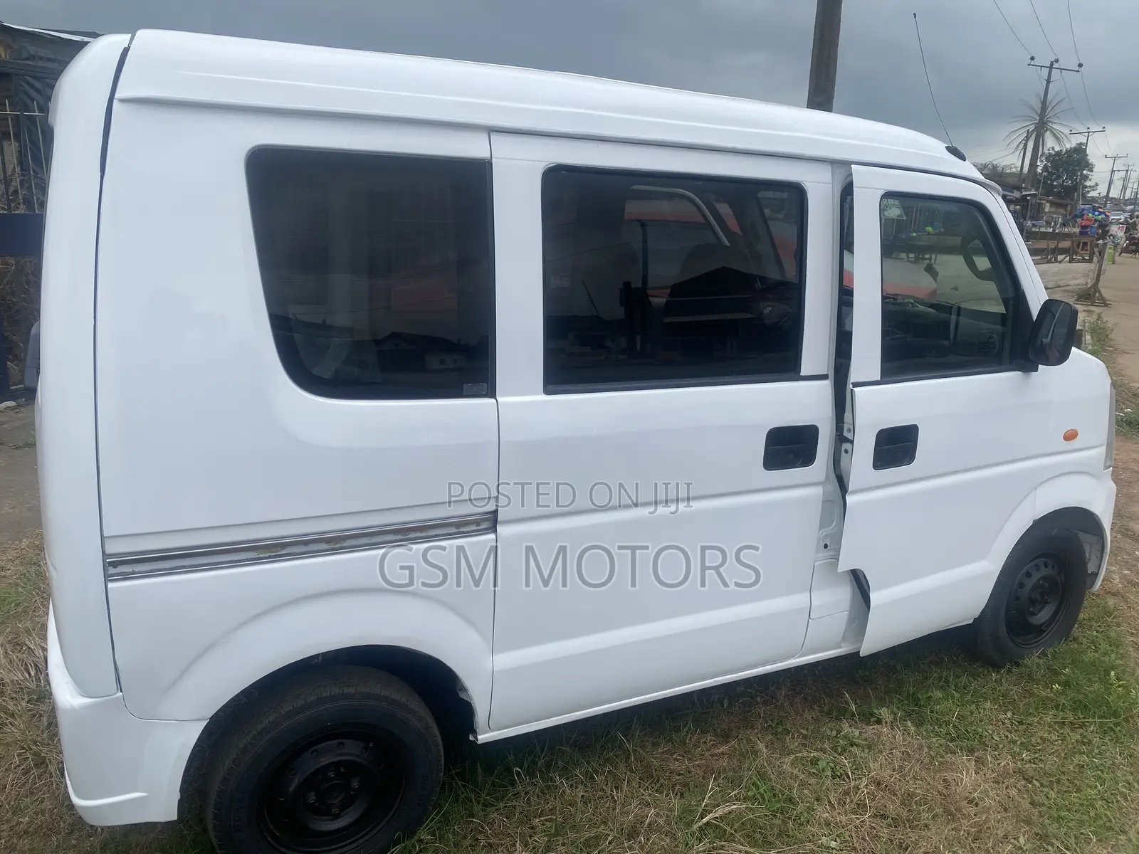 Suzuki Every Wagon 2005 White