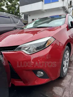 Toyota Corolla LE Plus 4dr Sedan (1.8L 4cyl CVT) 2016 Red