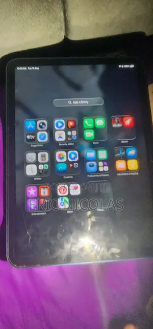 Apple iPad (2025) 128 GB Black