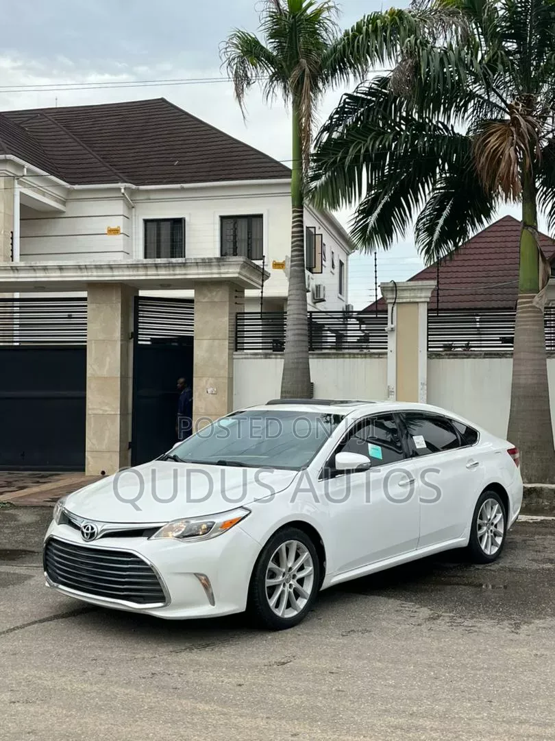 Toyota Avalon 2014 White