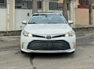 Toyota Avalon 2014 White