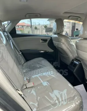 Toyota Avalon 2014 White