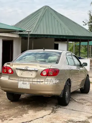 Toyota Corolla 2007 Gold