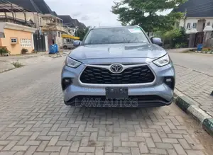 Toyota Highlander 2020 Blue