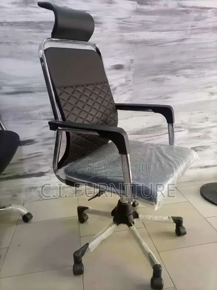 Good Swivel Office Chairs With Head Rest