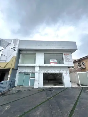 Spacious 4-Bedroom Duplex With BQ Suitable for Office/Business