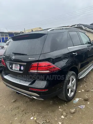 Mercedes-Benz GLE-Class 2017 Black