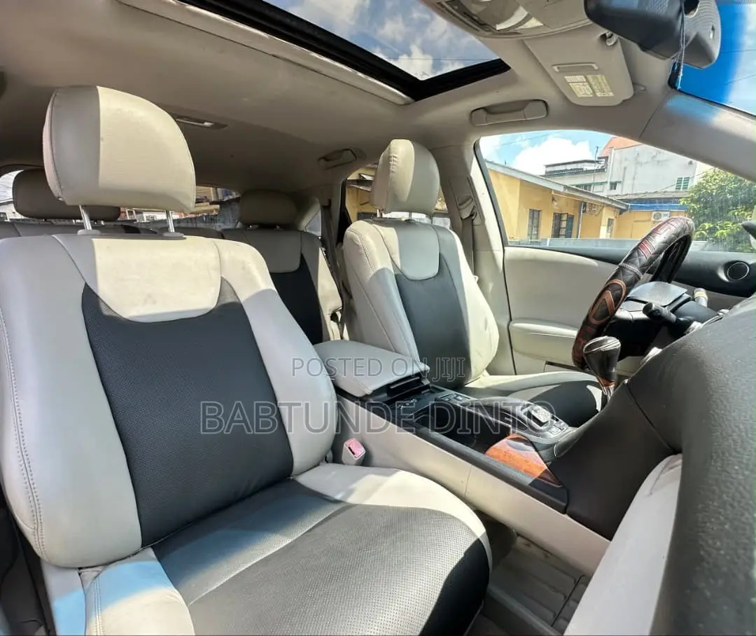 Lexus RX 350 2011 Gold