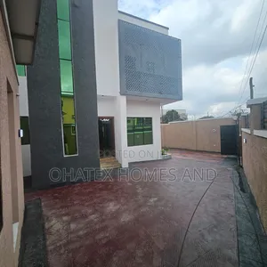 5bdrm Duplex in In A Very Lovely, GRA Phase 1 for sale