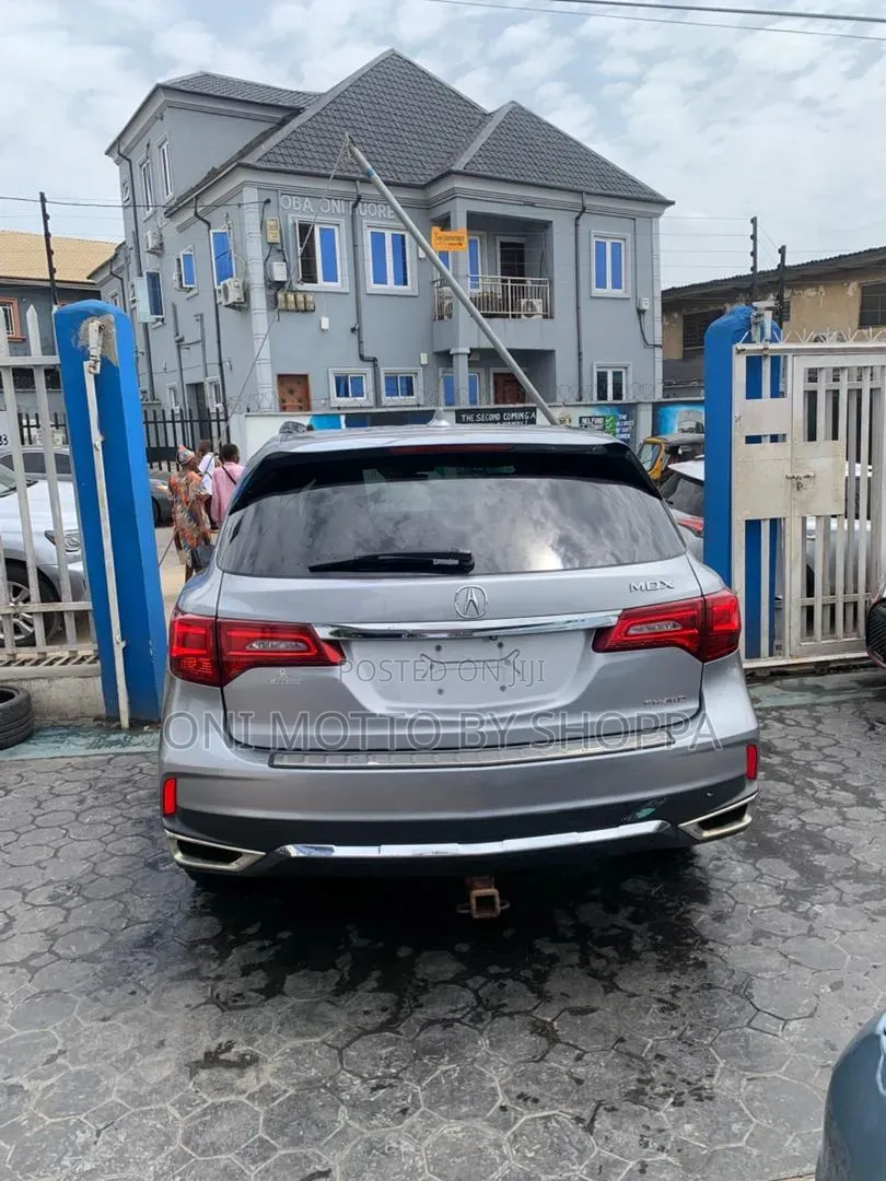 Acura MDX w/Technology Pkg SH-AWD 2017 Silver