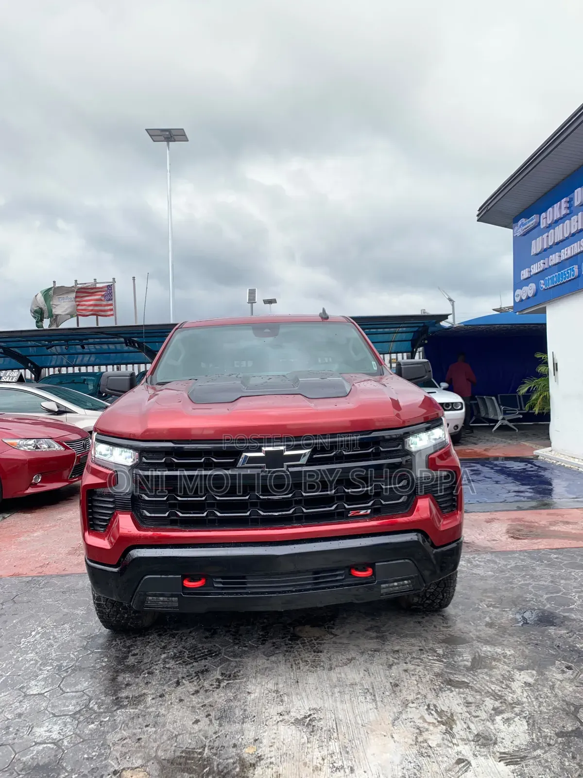 Chevrolet Silverado 2023 Red