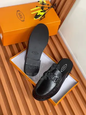 TOD’s Half Shoes