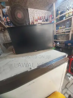 LG Flat TV