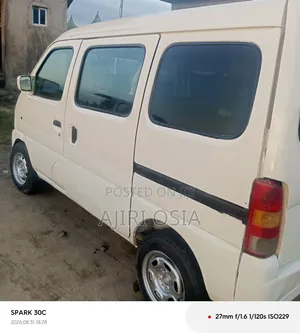 Suzuki Every 2008 White