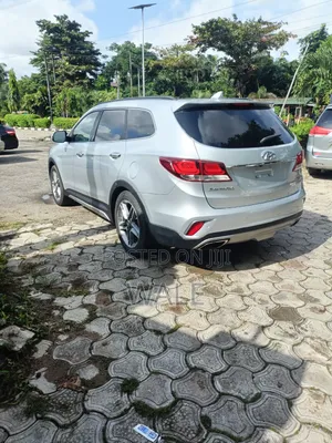 Hyundai Santa Fe 2017 Silver