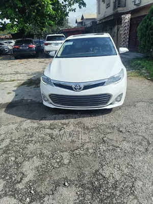 Toyota Avalon Limited 4dr Sedan (3.5L 6cyl 6A) 2014 Silver
