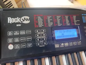 UK Used Rockjam Rj760 With Transpose Split Dual USB Memory