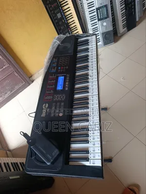 UK Used Rockjam Rj760 With Transpose Split Dual USB Memory