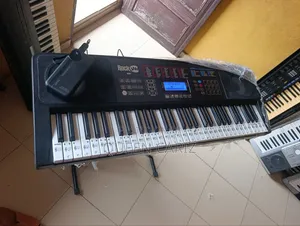 UK Used Rockjam Rj760 With Transpose Split Dual USB Memory