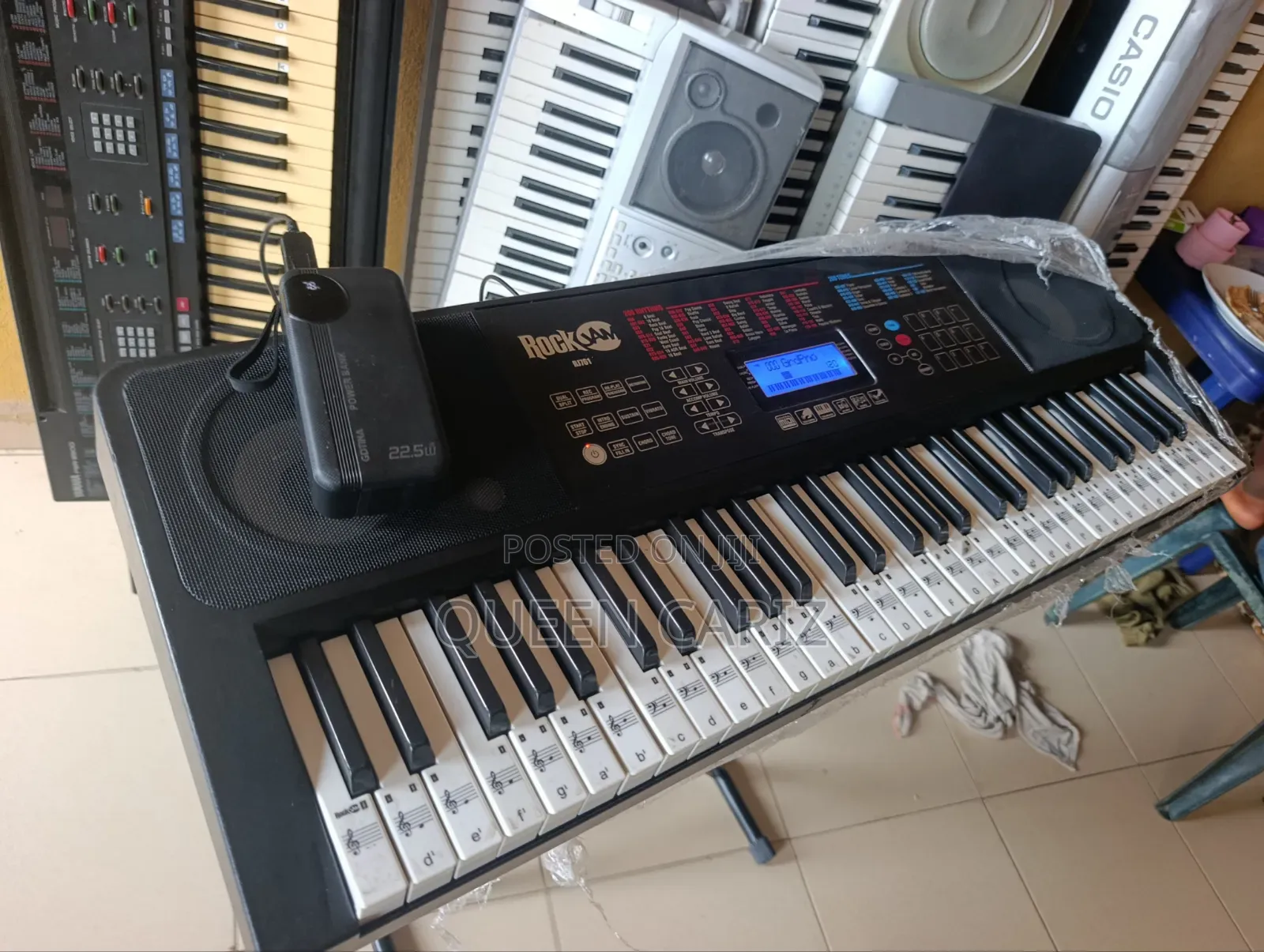 UK Used Rockjam Rj760 With Transpose Split Dual USB Memory