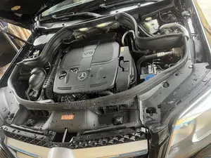 Mercedes-Benz GLK-Class 350 2014 Black