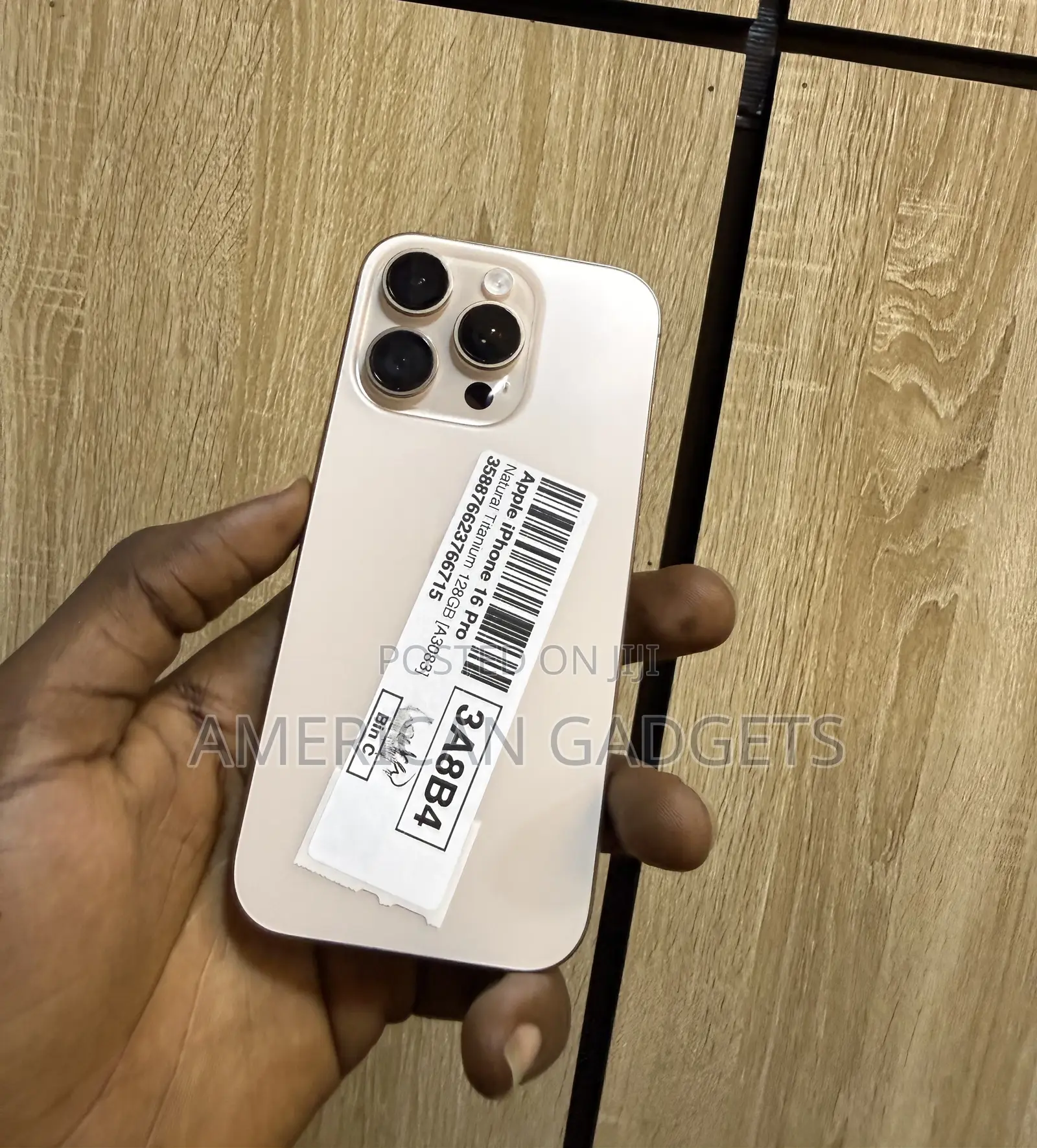 Apple iPhone 16 Pro 128 GB Gold