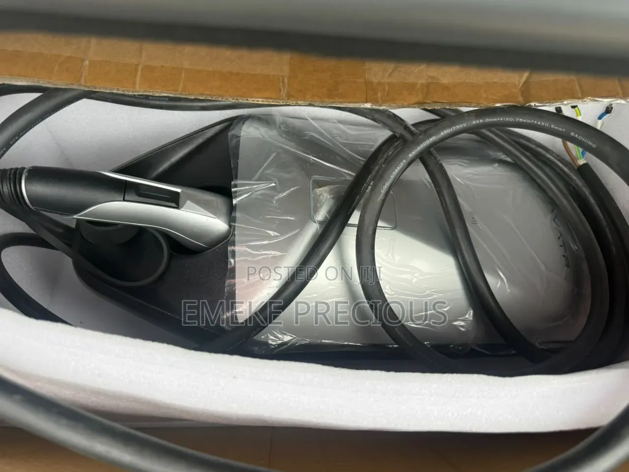 New Avatr 11 2025 White