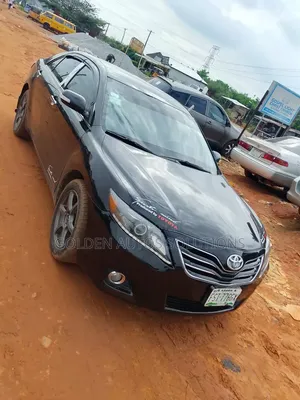 Toyota Camry 2010