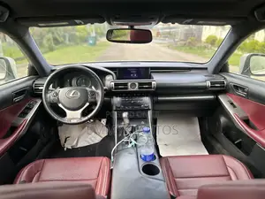 Lexus IS 250 4WD 2015 Silver