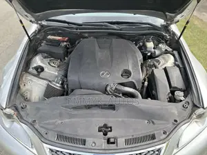 Lexus IS 250 4WD 2015 Silver