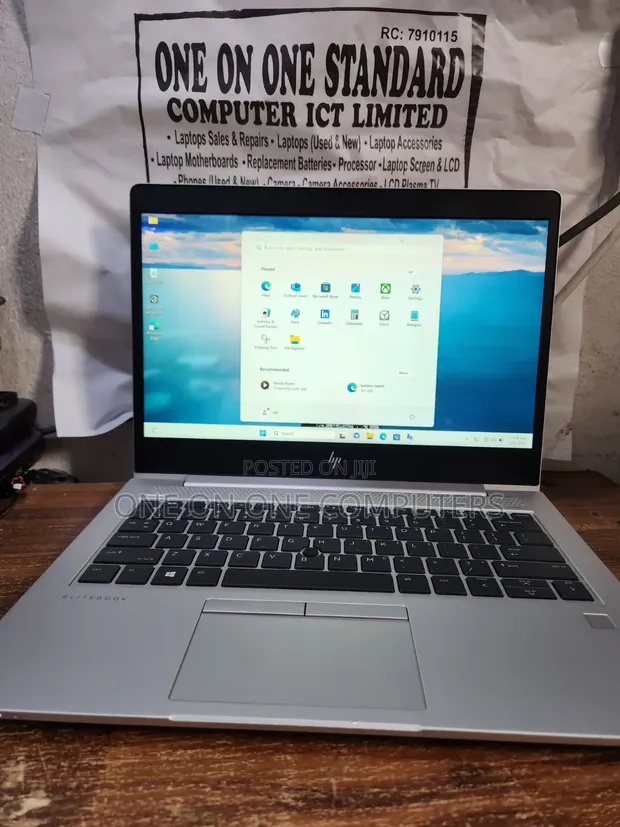 Laptop HP EliteBook 735 G6 16GB AMD Ryzen 7 SSD 256GB - One on One