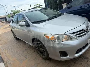 Toyota Corolla 2013 Silver